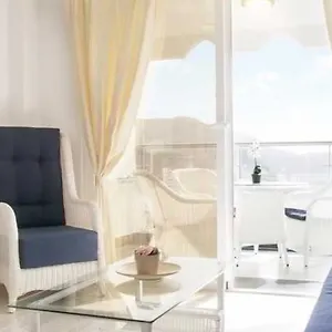villa-magna.in-canary-islands.com/