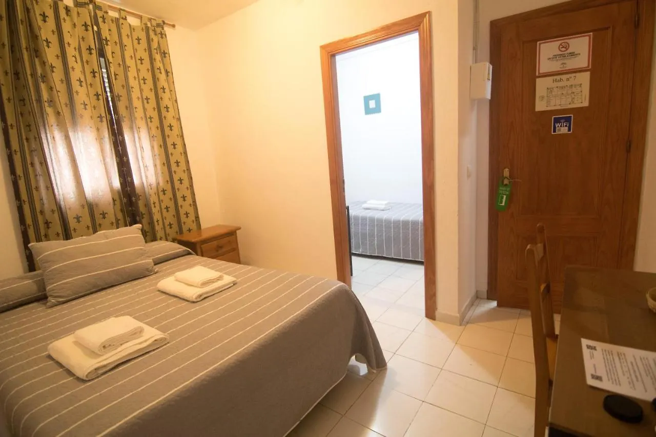 Ochomin Hostel San Martín España
